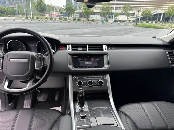 Land Rover Range Rover Sport 2018