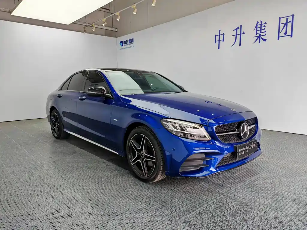 Mercedes-Benz C-Class 2021