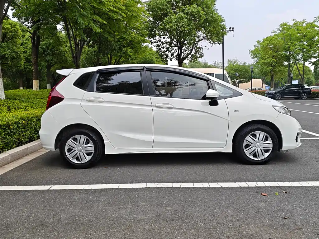 Honda Fit 2019 — фото 5