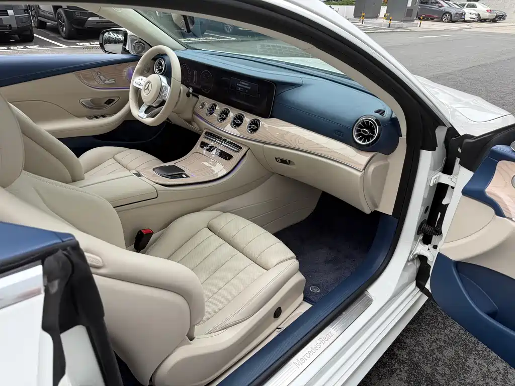 Mercedes-Benz E-Class 2019 — фото 10