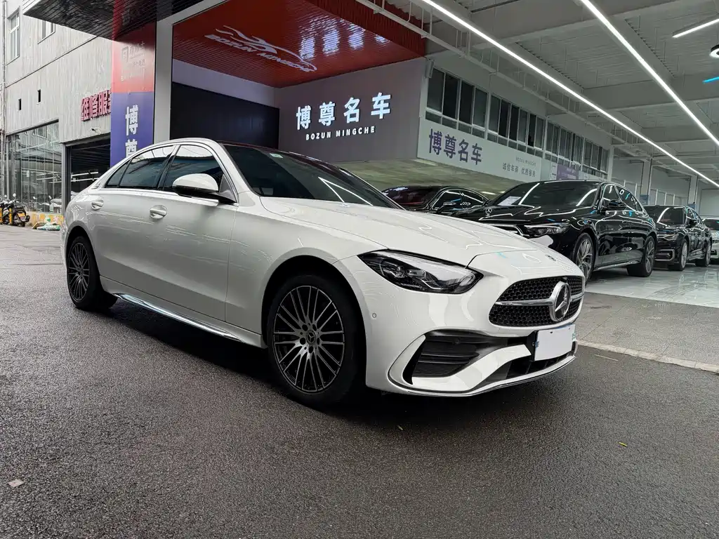 Mercedes-Benz C-Class 2023 — фото 3