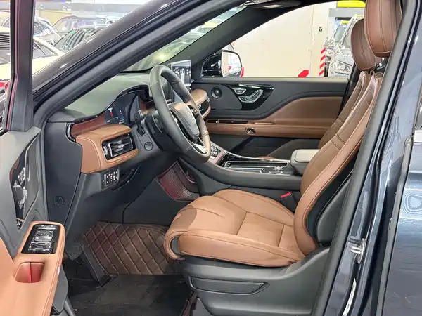 Lincoln Aviator 2021