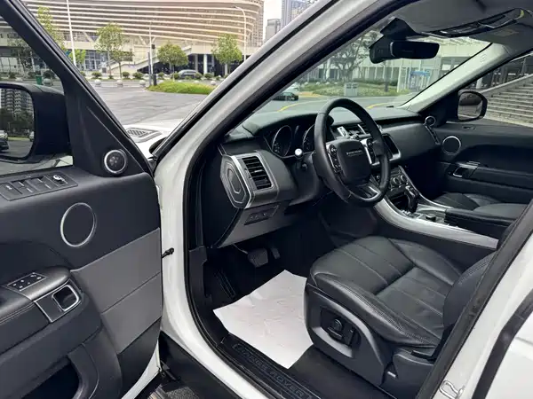 Land Rover Range Rover Sport 2018