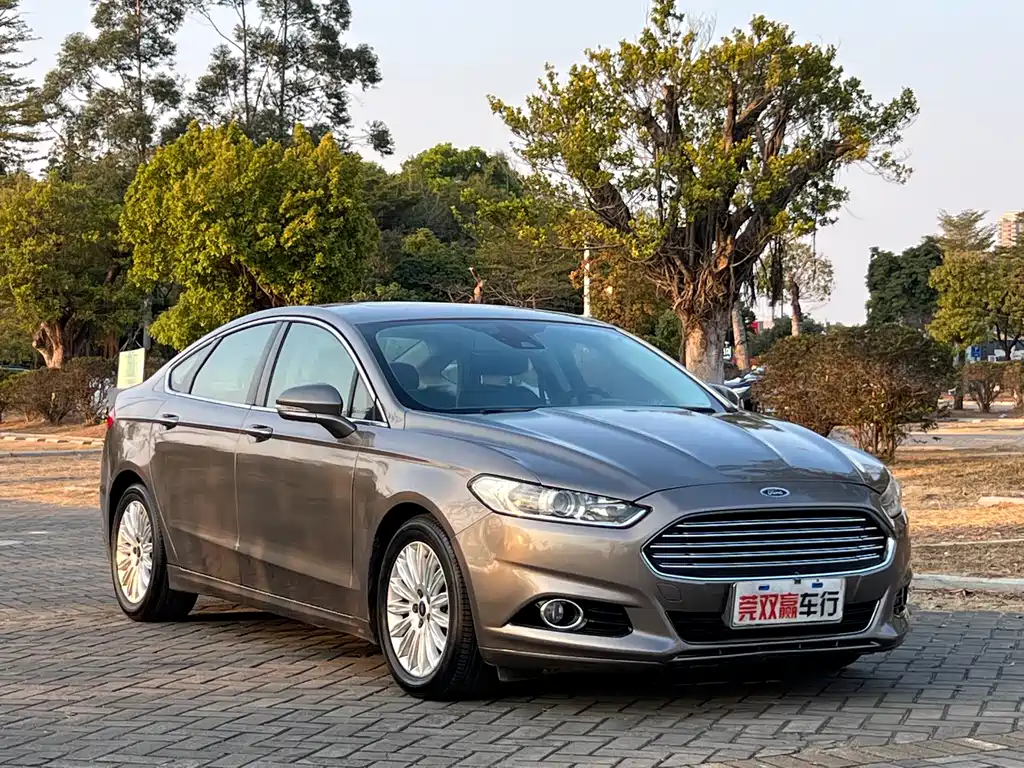 Ford Mondeo 2014 — фото 3