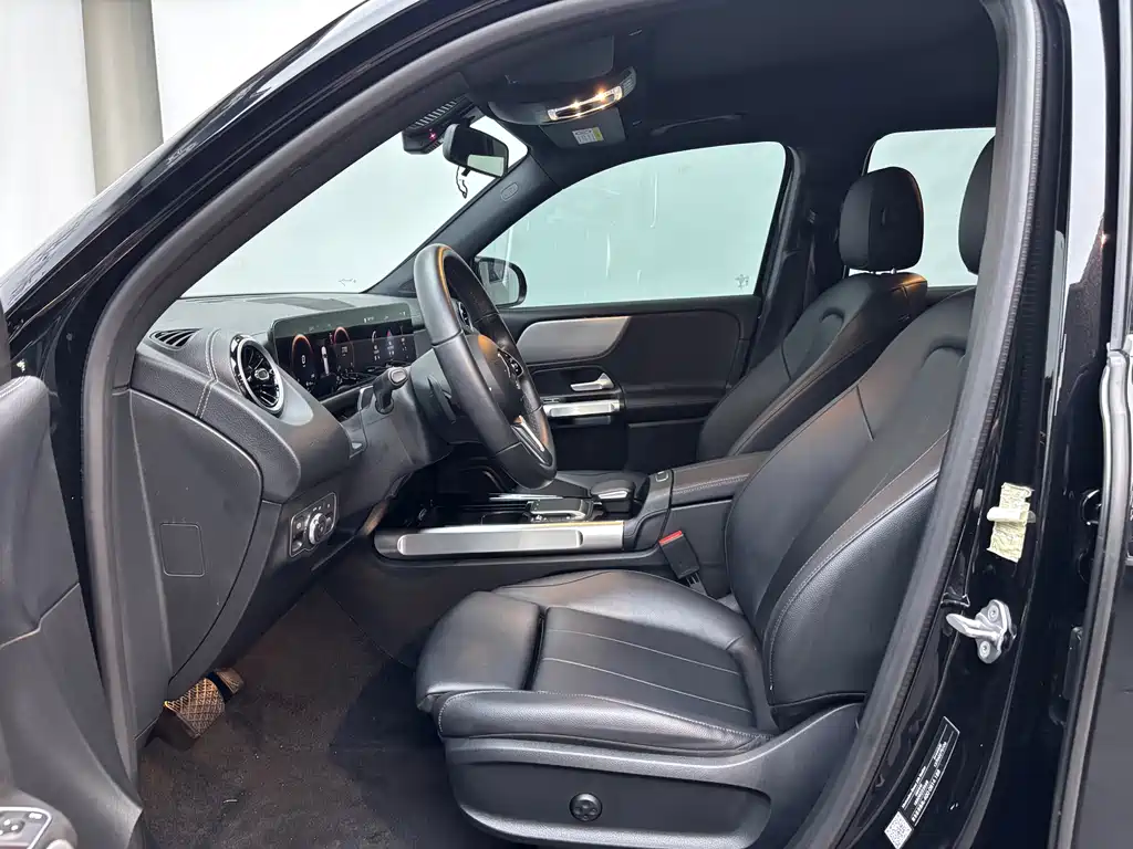 Mercedes-Benz GLB 2022 — фото 15