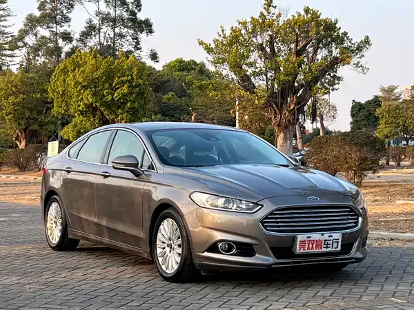 Ford Mondeo 2013