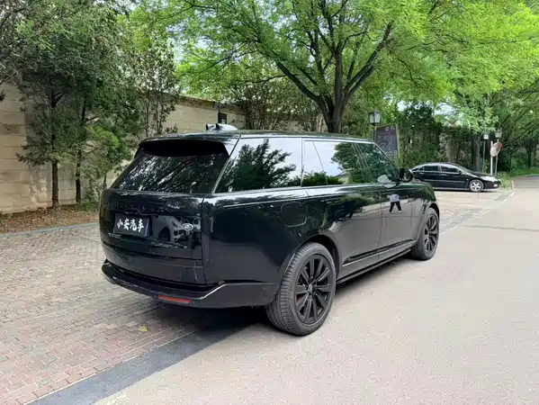 Land Rover Range Rover 2025
