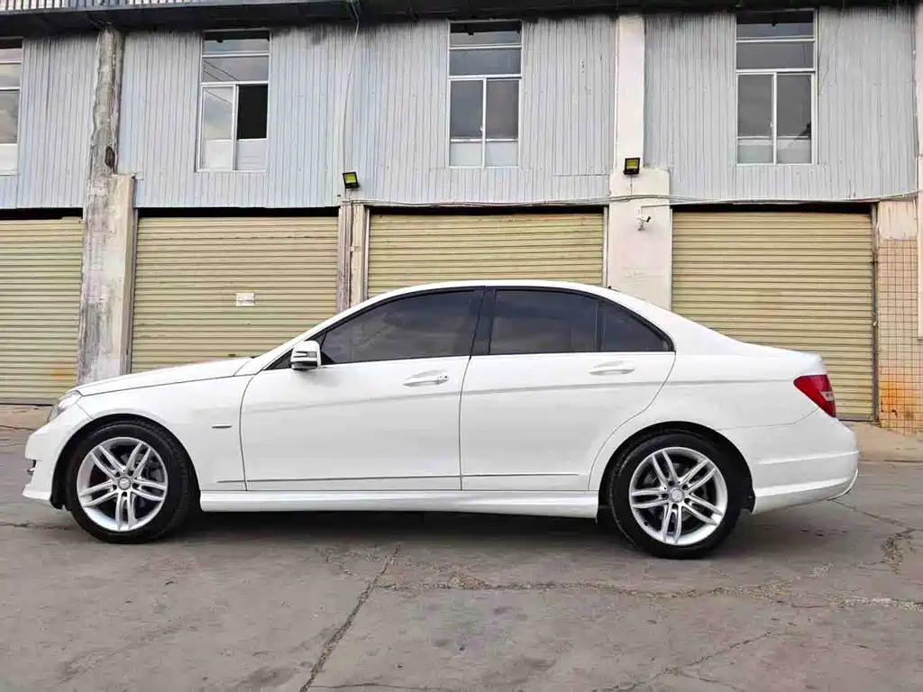 Mercedes-Benz C-Class 2014 — фото 12
