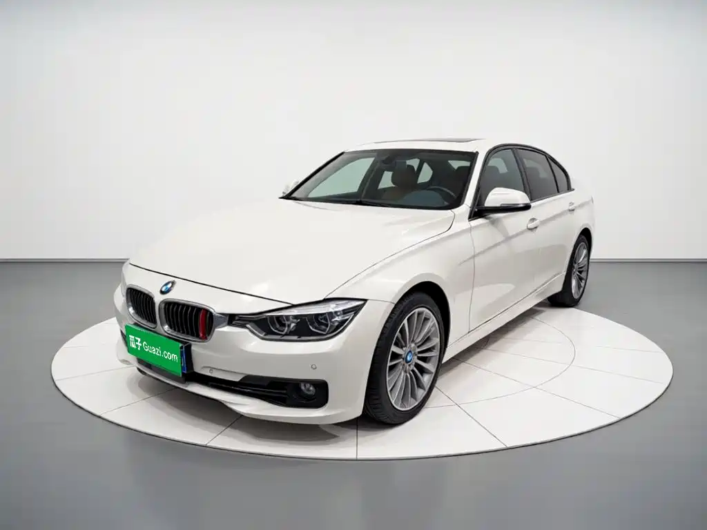 BMW 3 Series 2019 — фото 1