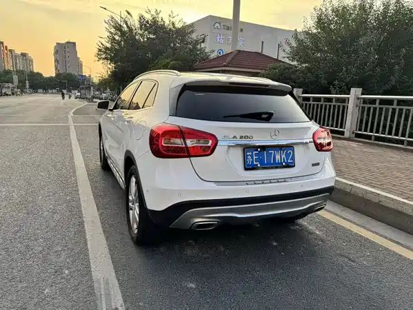 Mercedes-Benz GLA 2016