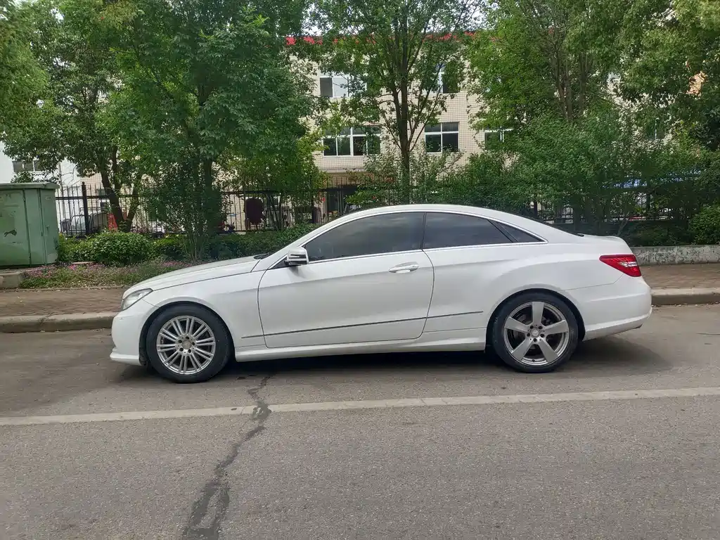 Mercedes-Benz E-Class 2014