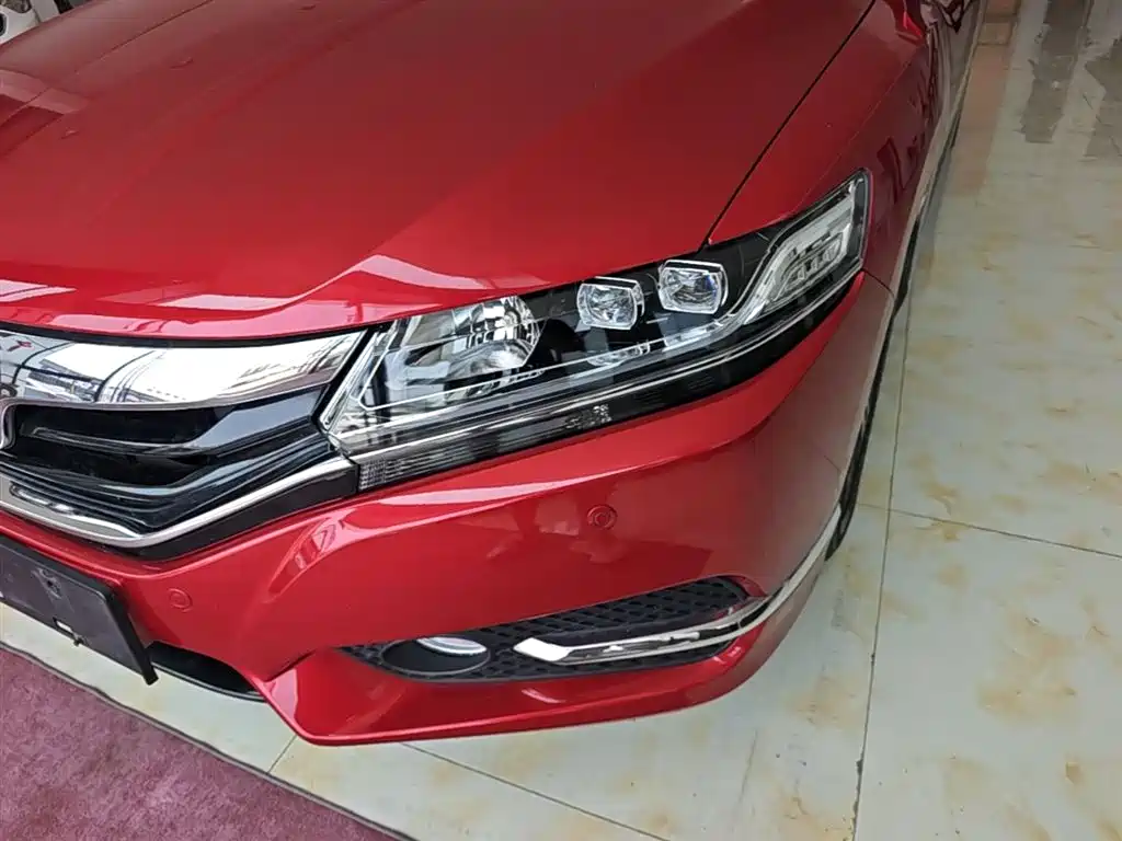 Honda Spirior 2015 — фото 24