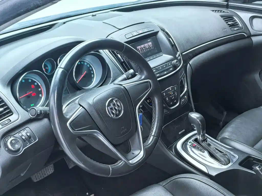 Buick Regal 2014 — фото 8