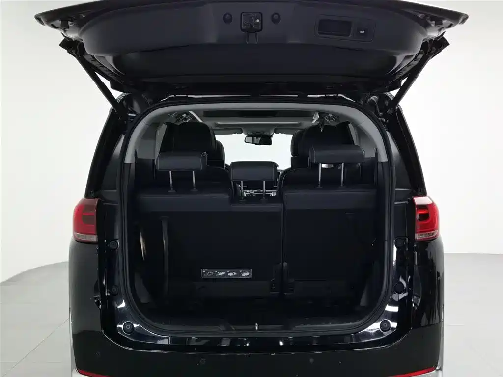 GAC Motor Trumpchi M8 2021 — фото 16