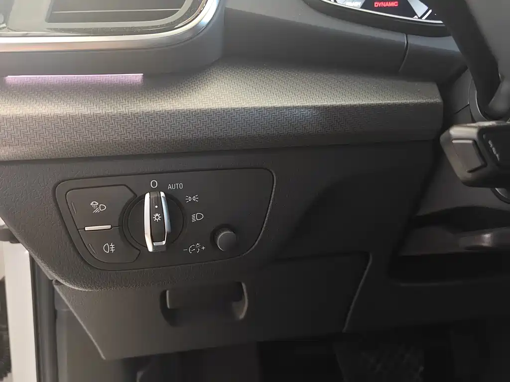 Audi Q5L 2023