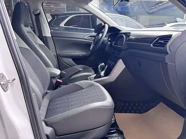 Volkswagen T-Cross 2021