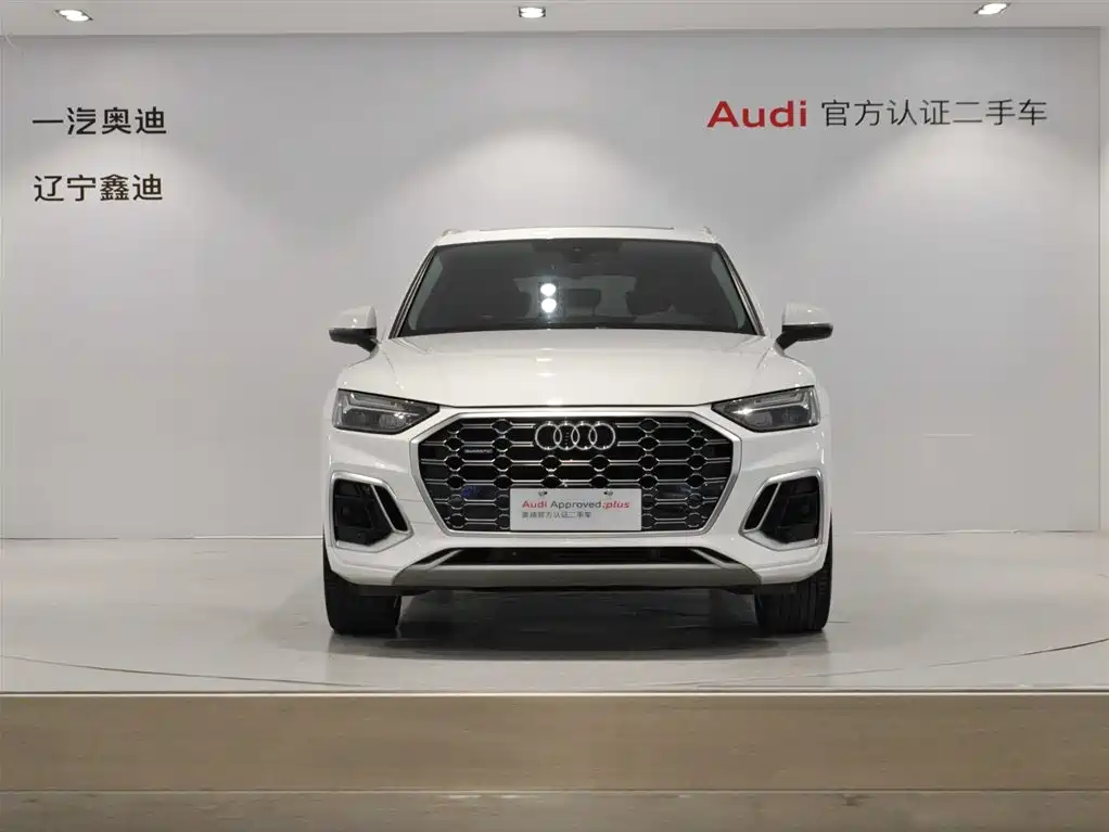 Audi Q5L 2022 — фото 2