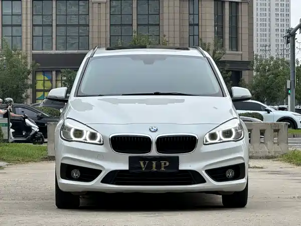 BMW 2 Series Wagon 2017