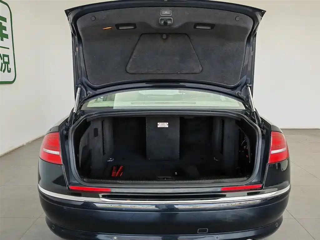 Audi A8 2008 — фото 16