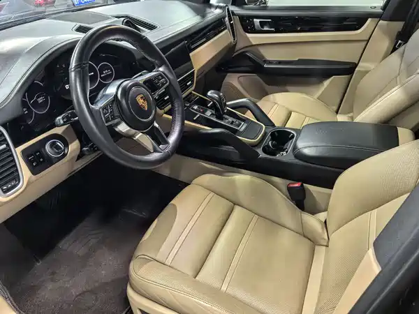 Porsche Cayenne 2020