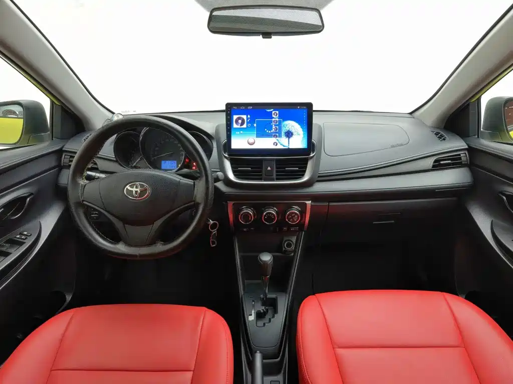 Toyota Yaris L 2016