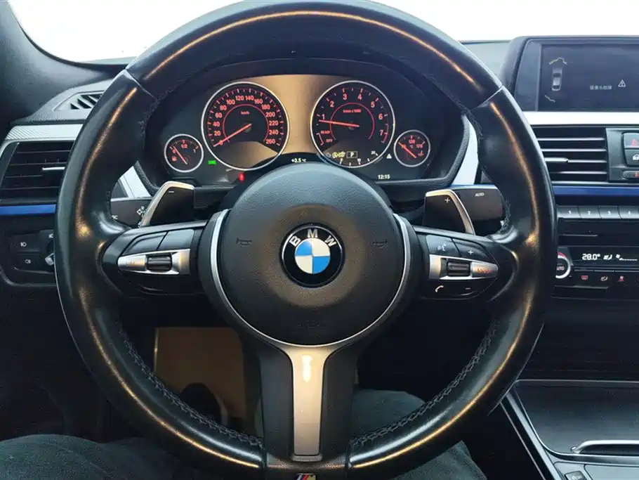 BMW 4 Series 2018 — фото 15