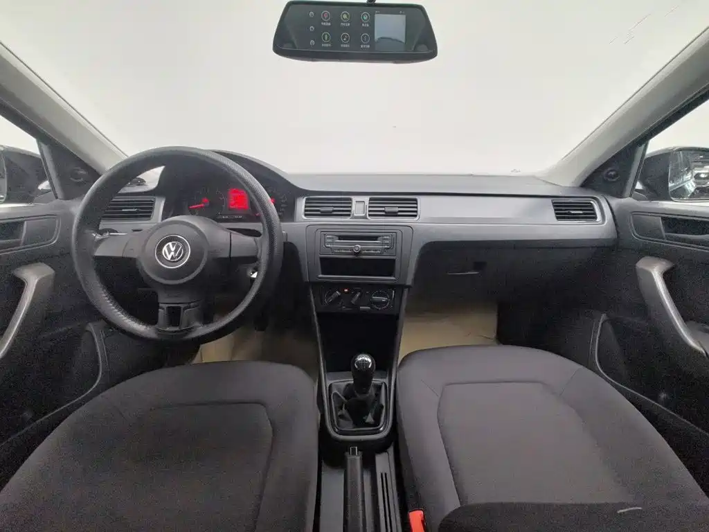 Volkswagen Santana 2016