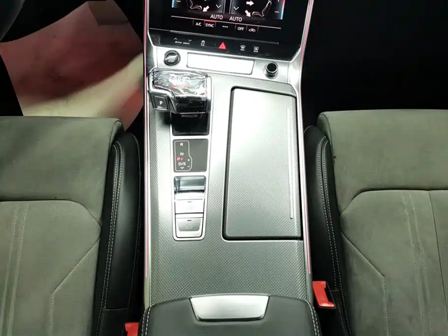 Audi A6L 2025 — фото 16