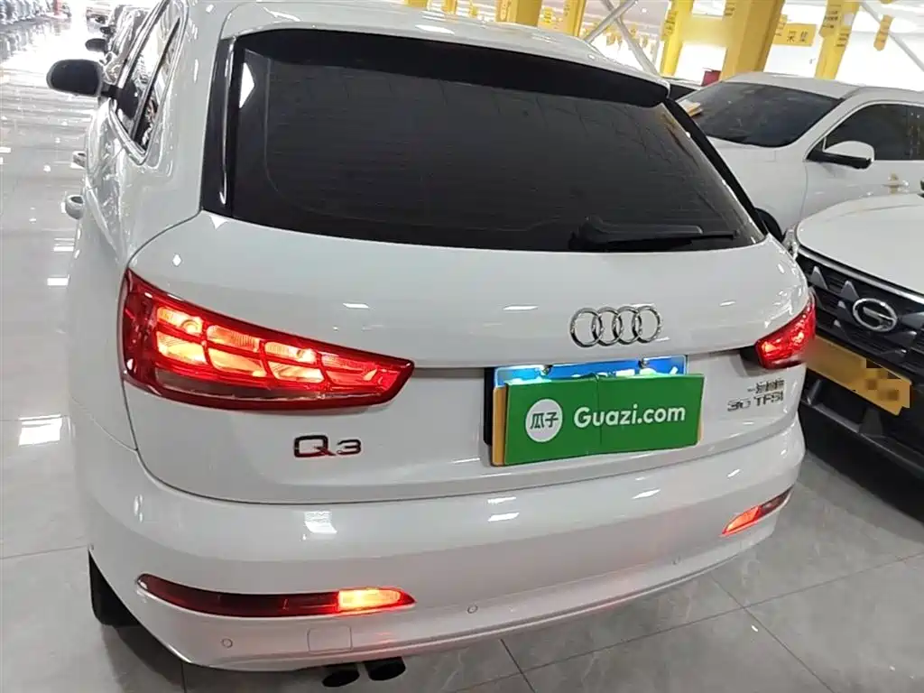Audi Q3 2015 — фото 6