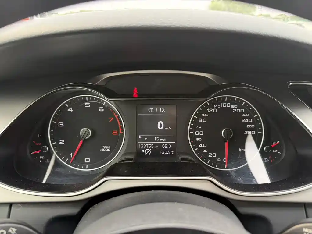 Audi A4L 2014