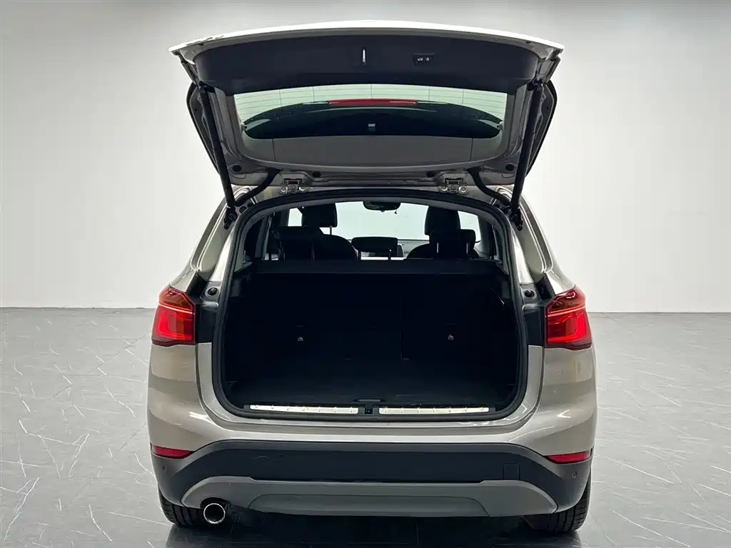 BMW X1 2019 — фото 11