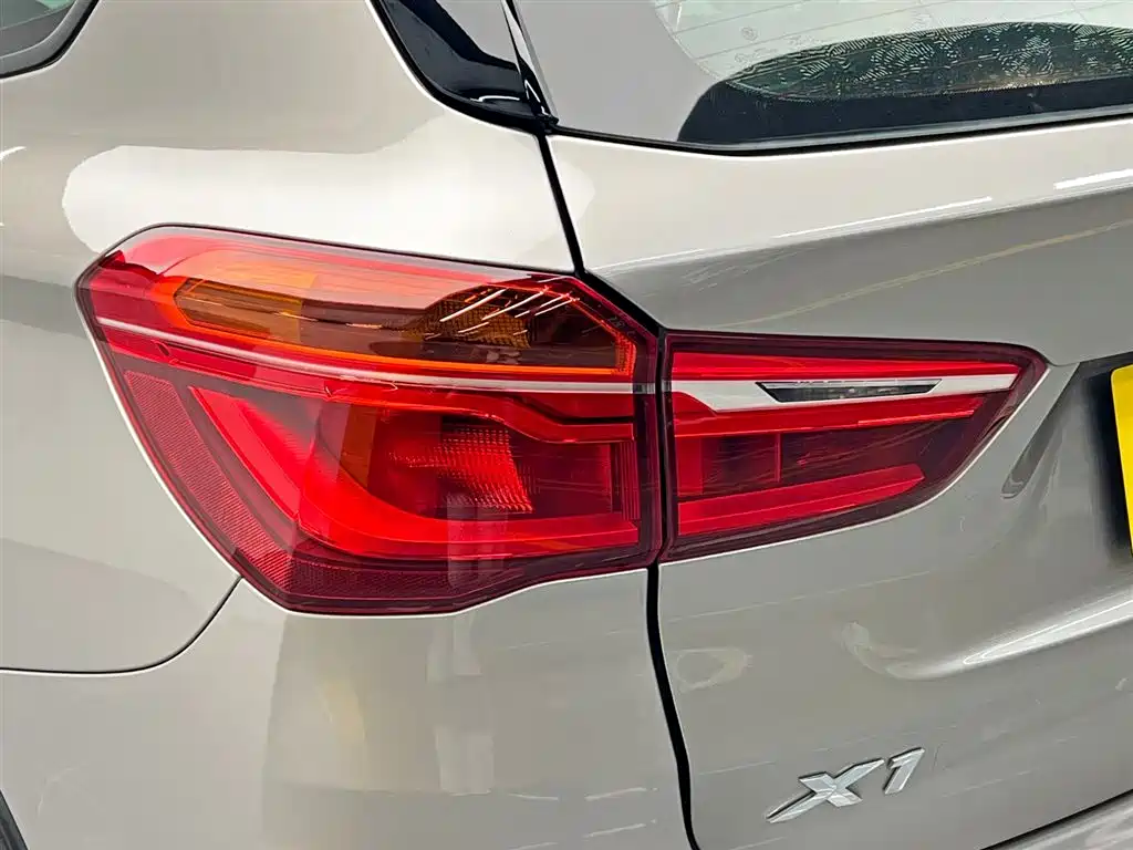 BMW X1 2019 — фото 10
