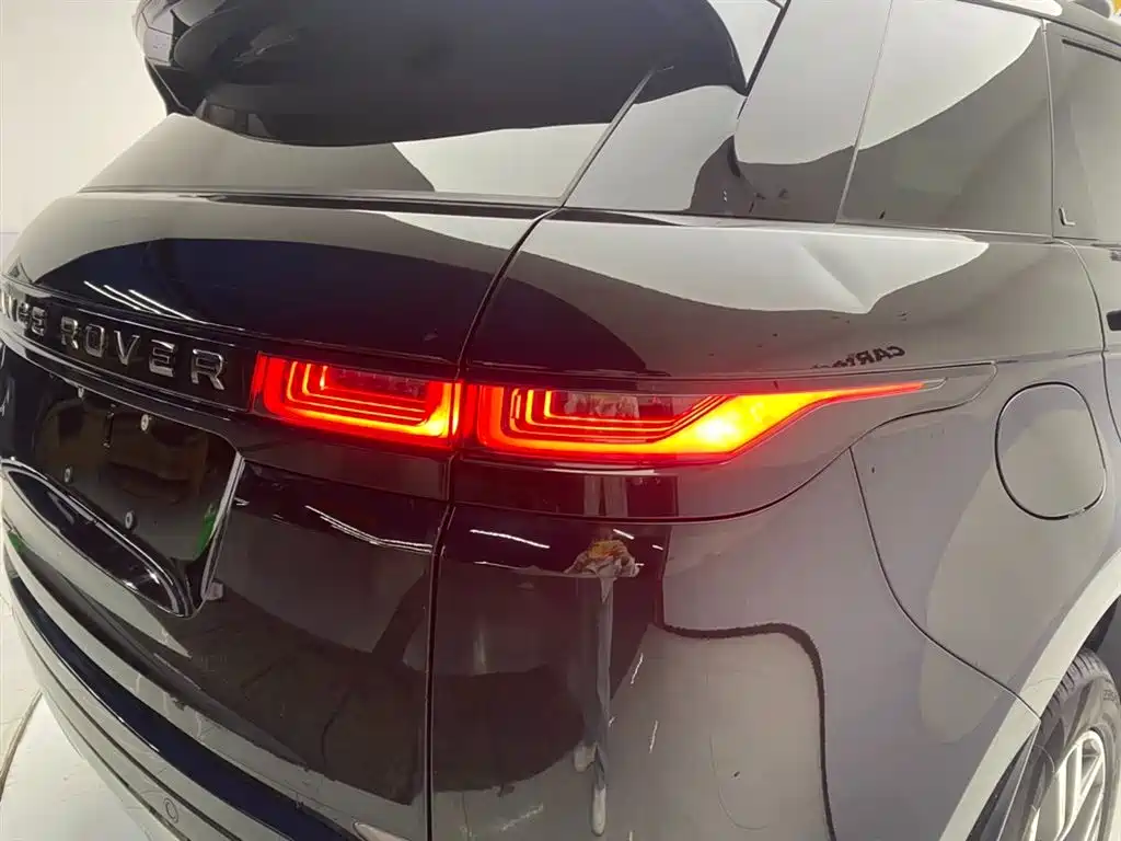 Land Rover Evoque 2023 — фото 10