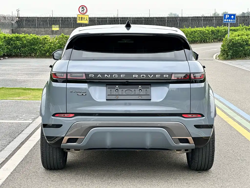 Land Rover Evoque 2021 — фото 6