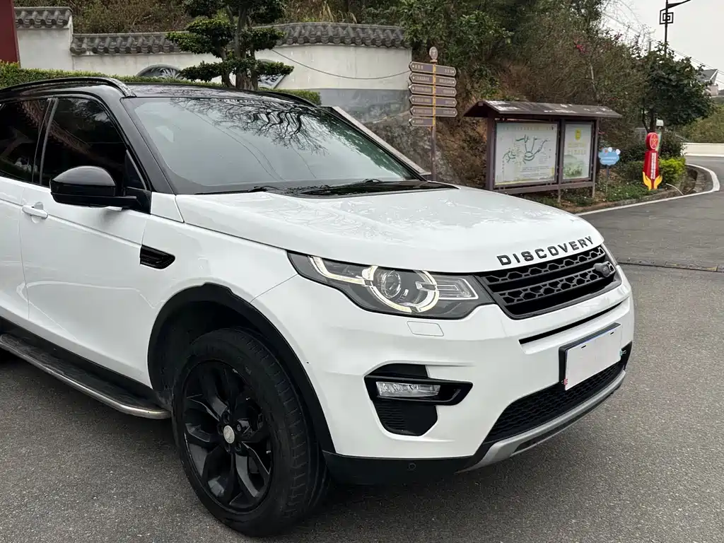 Land Rover Discovery Sport 2017 — фото 3