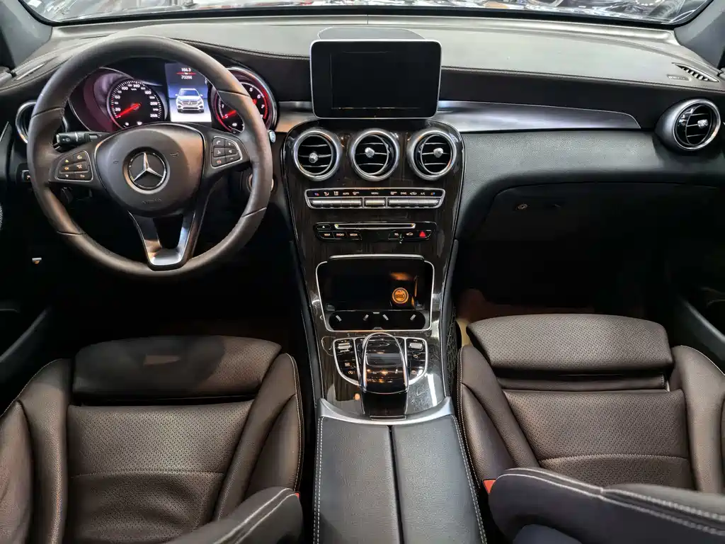 Mercedes-Benz GLC 2018 — фото 6