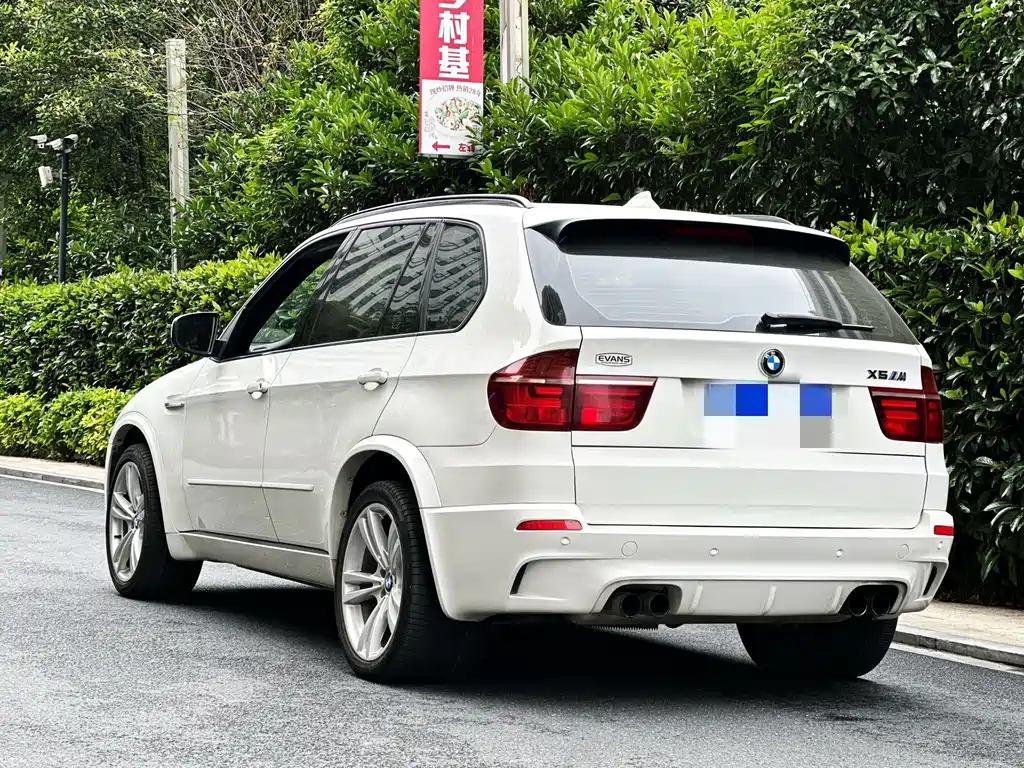 BMW X5 M 2011 — фото 6