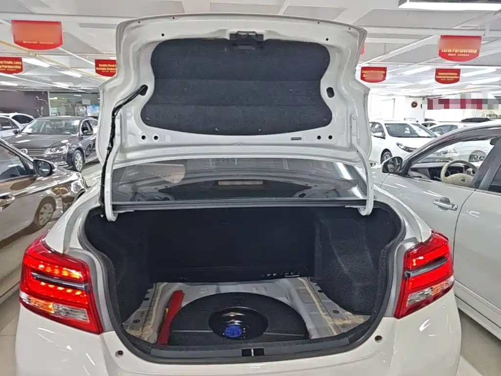 Toyota Yaris L 2019 — фото 19