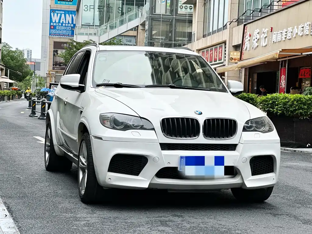 BMW X5 M 2011 — фото 3