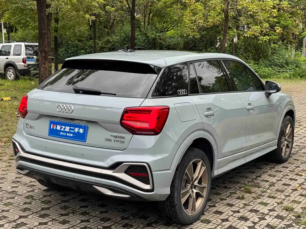 Audi Q2L 2022