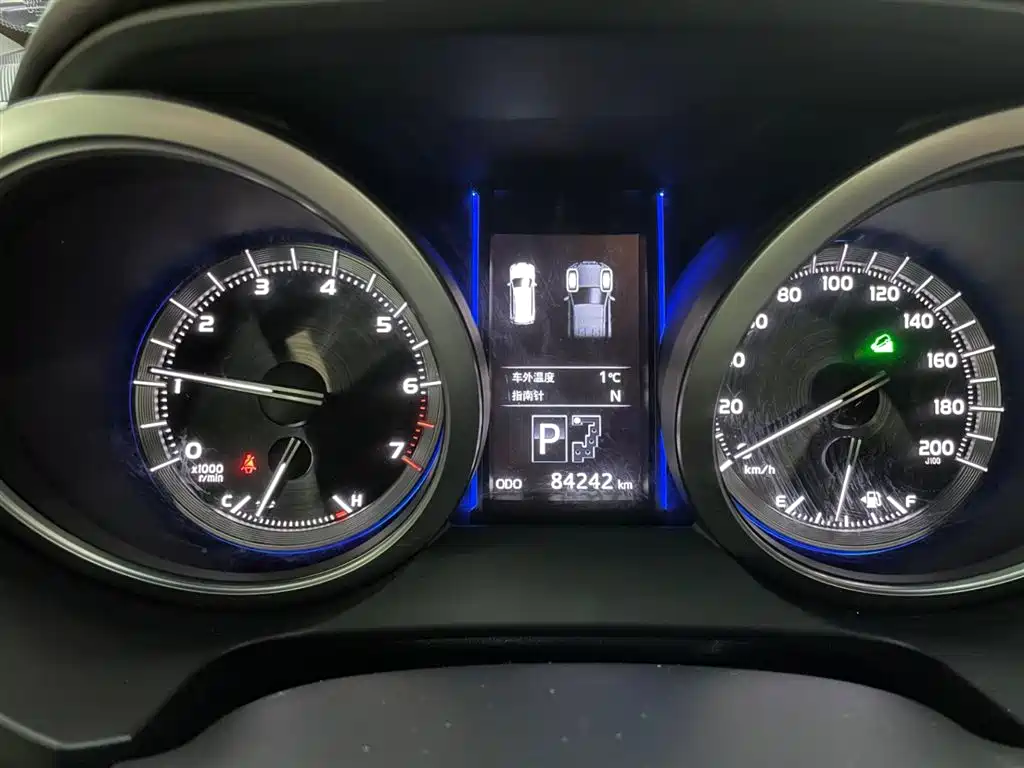 Toyota Prado 2017 — фото 17