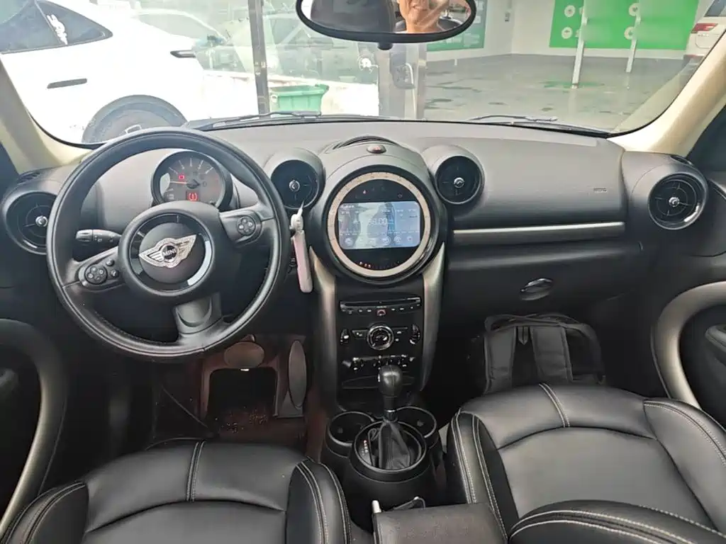 MINI Countryman 2015 — фото 10