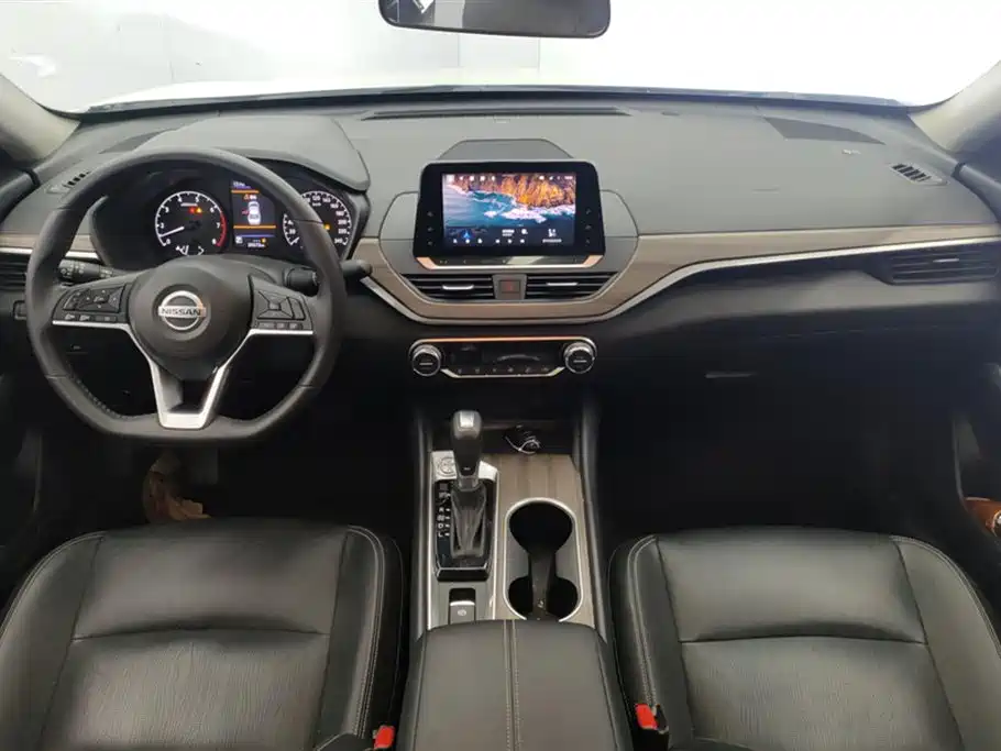 Nissan Teana 2022 — фото 12