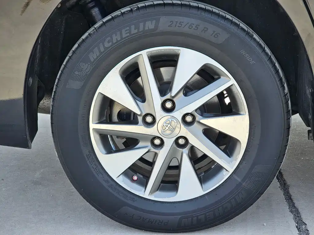 Toyota Alphard 2012 — фото 27