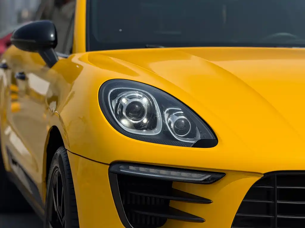 Porsche Macan 2015 — фото 28