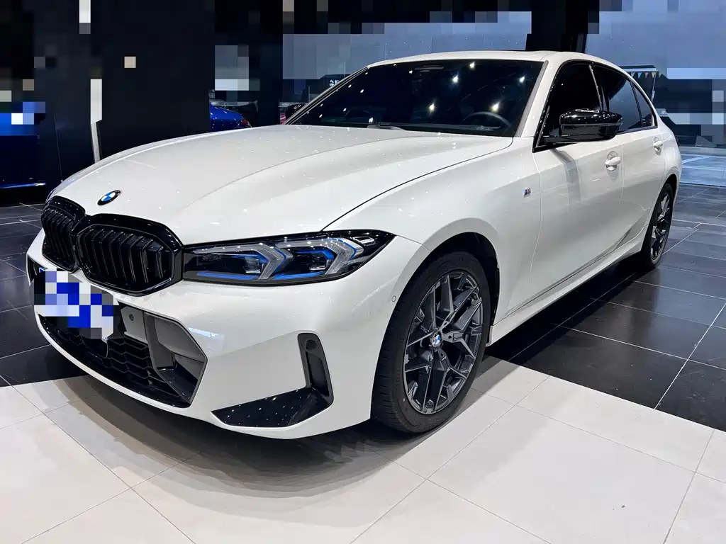BMW 3 Series 2025 — фото 1