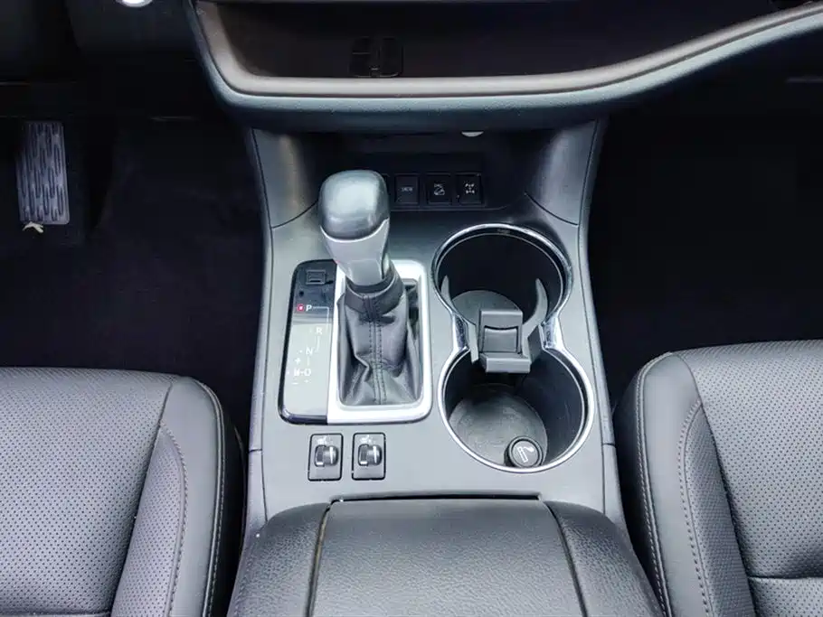 Toyota Highlander 2019 — фото 16