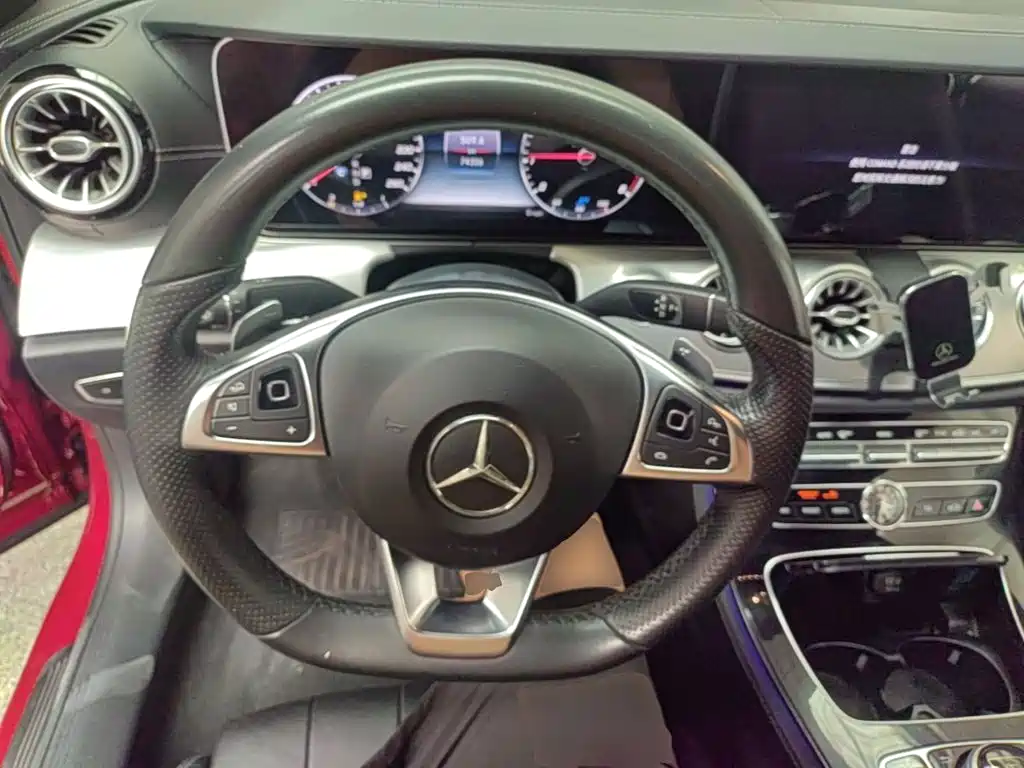 Mercedes-Benz E-Class 2018 — фото 11