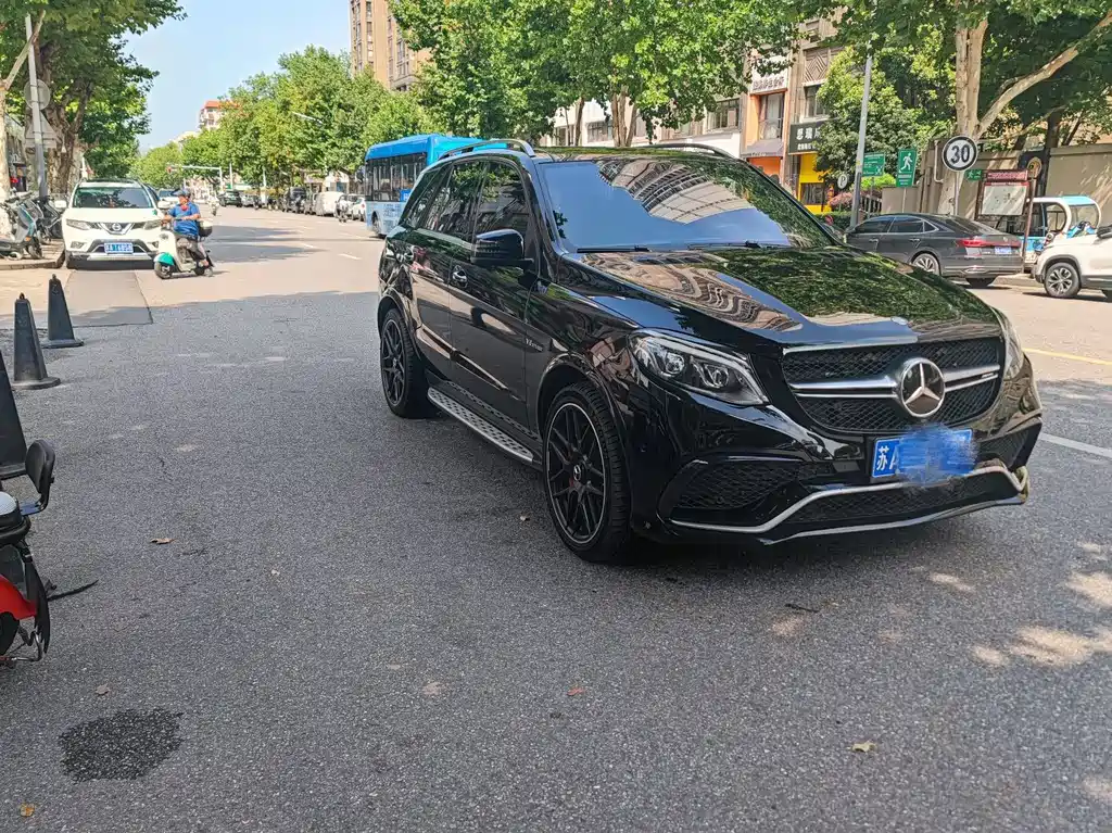 Mercedes-Benz GLE 2016