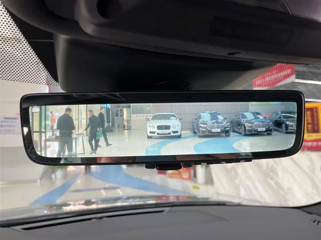 Land Rover Evoque 2020 — фото 30